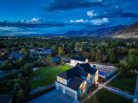 Tiny photo for 983 E SOUTHFORK DR, Draper, UT 84020 (MLS # 2115126)