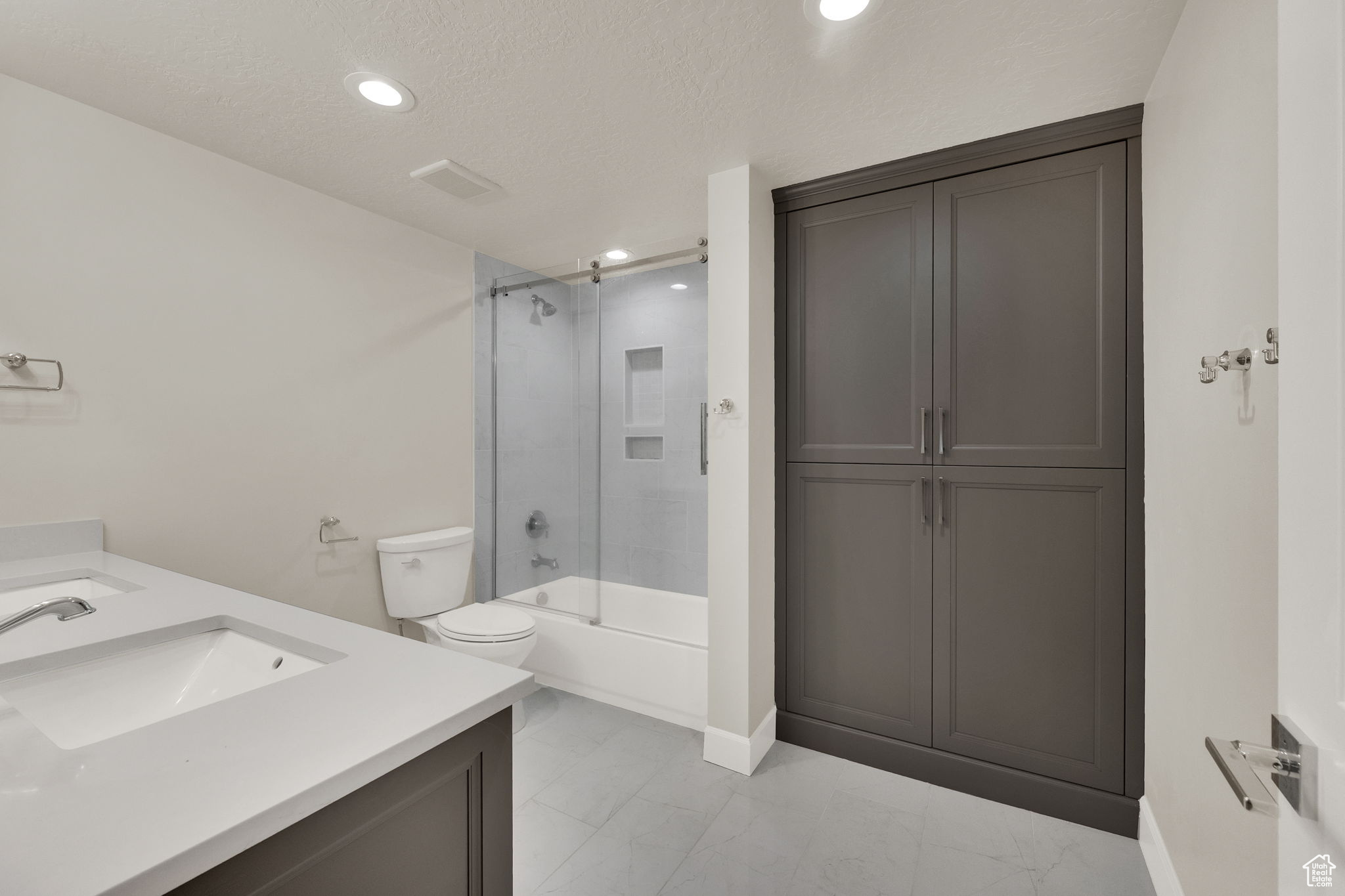 SOUTH FORK - Residential