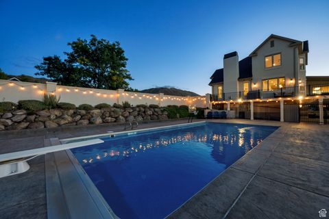 Tiny photo for 983 E SOUTHFORK DR, Draper, UT 84020 (MLS # 2115126)
