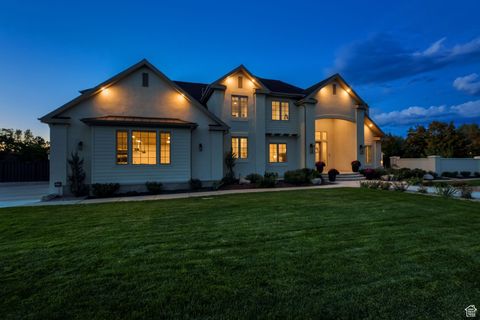 Tiny photo for 983 E SOUTHFORK DR, Draper, UT 84020 (MLS # 2115126)