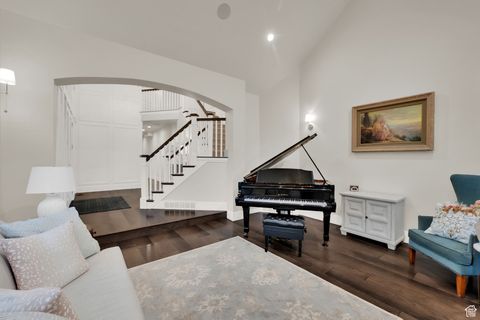 Tiny photo for 983 E SOUTHFORK DR, Draper, UT 84020 (MLS # 2115126)