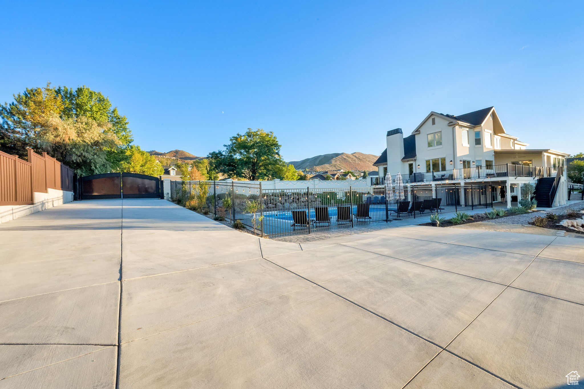 SOUTH FORK - Residential