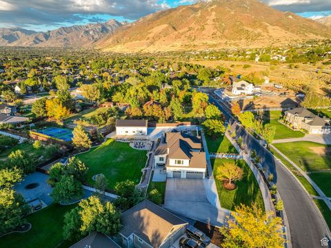 Tiny photo for 983 E SOUTHFORK DR, Draper, UT 84020 (MLS # 2115126)