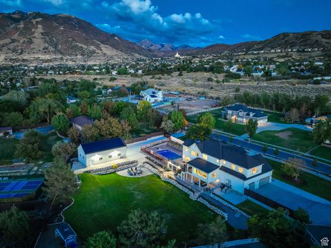 Tiny photo for 983 E SOUTHFORK DR, Draper, UT 84020 (MLS # 2115126)
