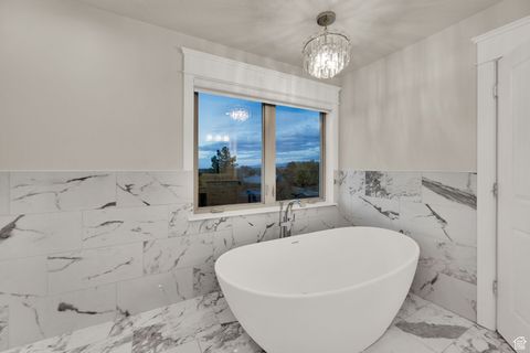 Tiny photo for 983 E SOUTHFORK DR, Draper, UT 84020 (MLS # 2115126)