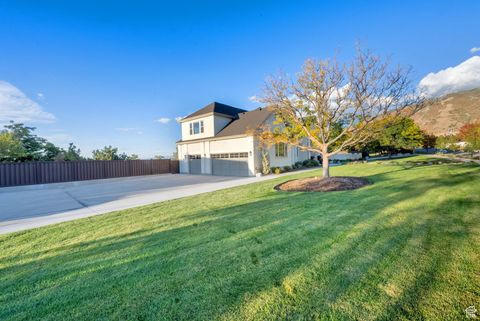 Tiny photo for 983 E SOUTHFORK DR, Draper, UT 84020 (MLS # 2115126)