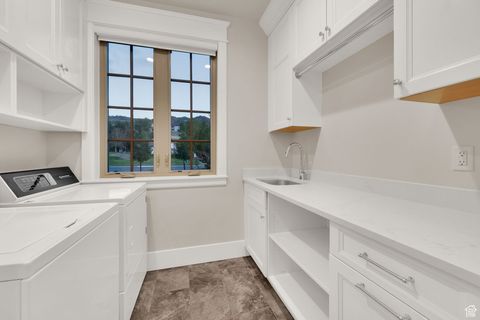 Tiny photo for 983 E SOUTHFORK DR, Draper, UT 84020 (MLS # 2115126)