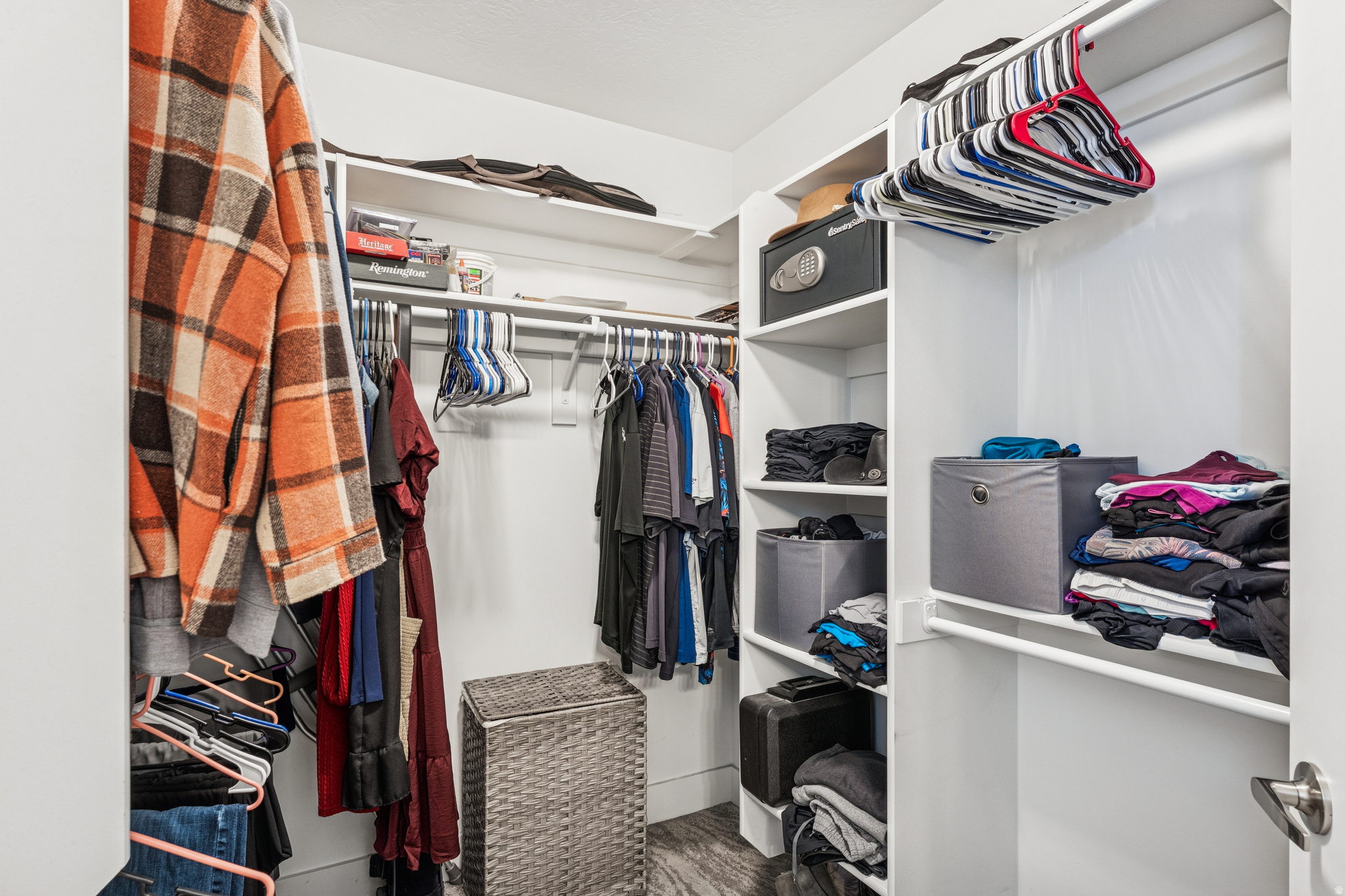 BROOKSIDE - Residential