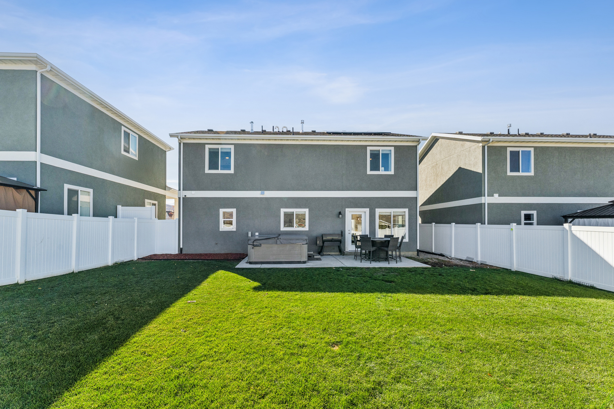 BROOKSIDE - Residential