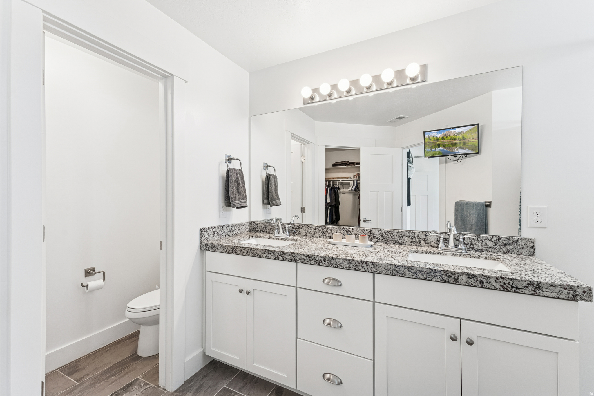 BROOKSIDE - Residential