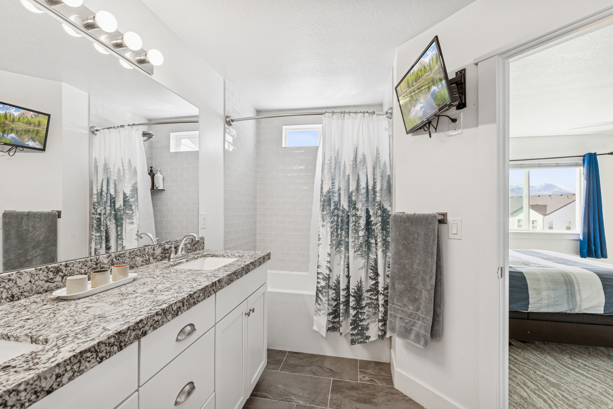 BROOKSIDE - Residential