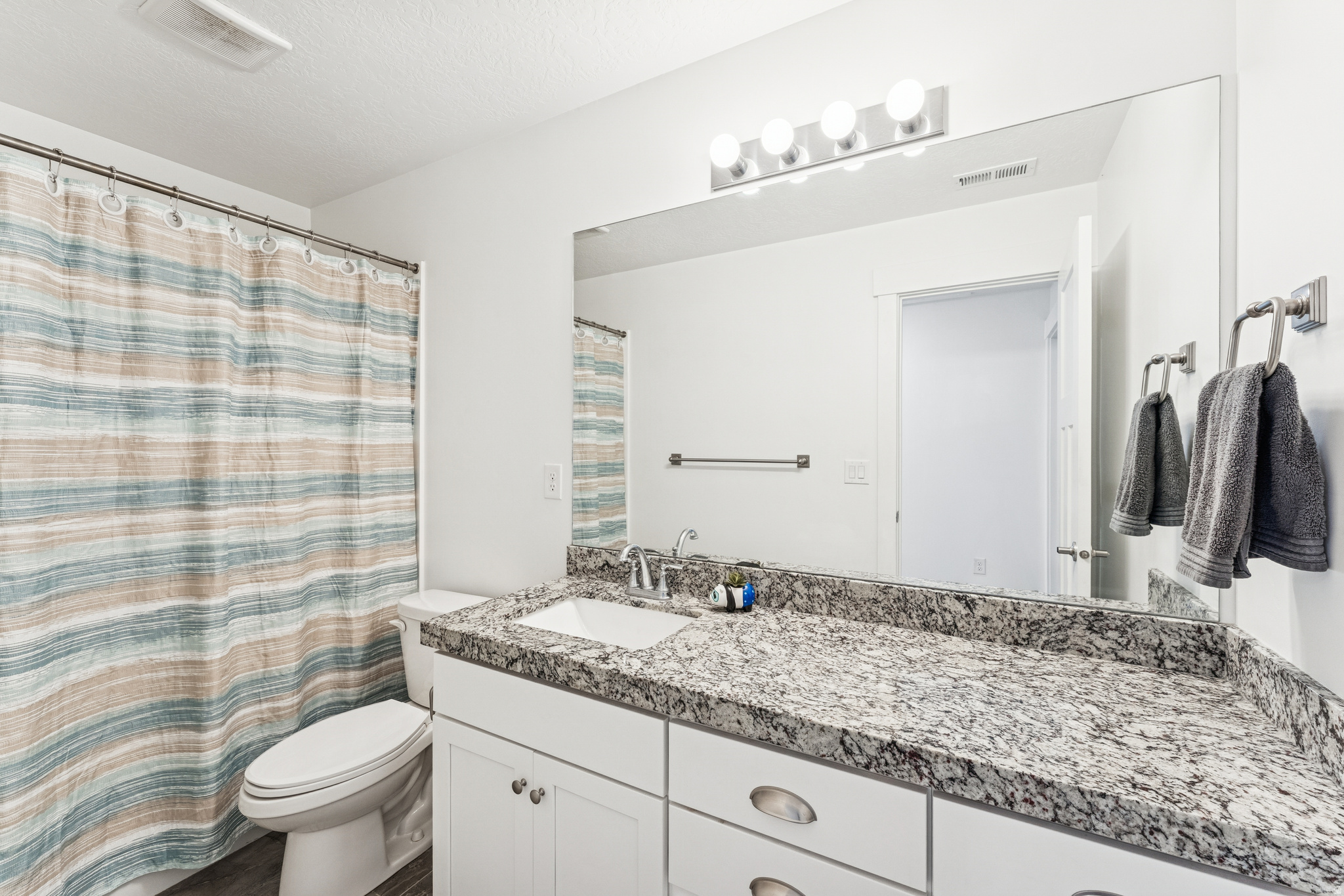 BROOKSIDE - Residential