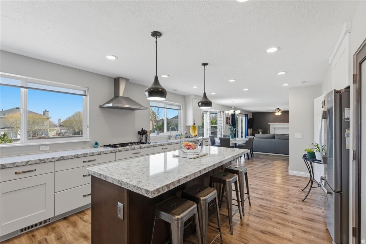 COUNTRY PARK ESTATES - Residential