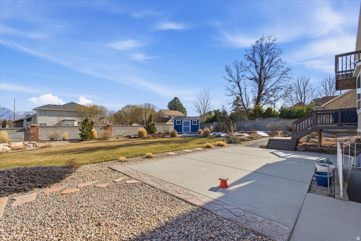 COUNTRY PARK ESTATES - Residential