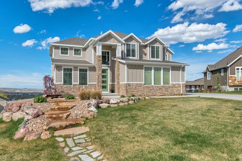 Homes For Sale - 6628 W Sky Bird Cir<br/> Herriman, UT 84096