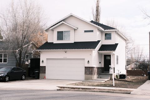 Photo of 1065 W 200 N, Provo, UT 84601 (MLS # 2133611)