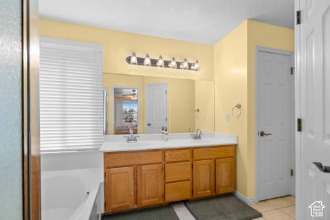 Tiny photo for 1741 S 500 E, Kaysville, UT 84037 (MLS # 2189580)