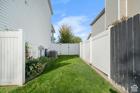 Tiny photo for 1741 S 500 E, Kaysville, UT 84037 (MLS # 2189580)