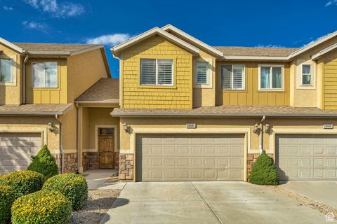 Photo of 868 S FOX TRAIL LN W, Orem, UT 84059 (MLS # 2117945)