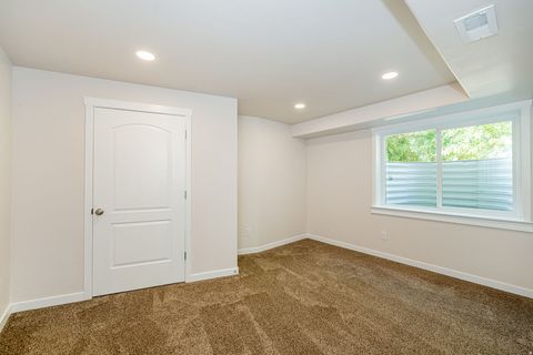 Tiny photo for 432 E 2700 N, North Ogden, UT 84414 (MLS # 2147043)