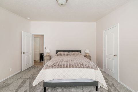 Tiny photo for 432 E 2700 N, North Ogden, UT 84414 (MLS # 2147043)