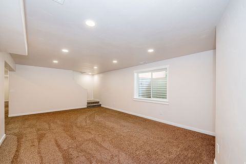 Tiny photo for 432 E 2700 N, North Ogden, UT 84414 (MLS # 2147043)