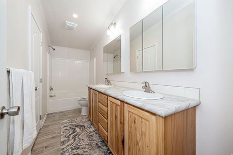 Tiny photo for 432 E 2700 N, North Ogden, UT 84414 (MLS # 2147043)