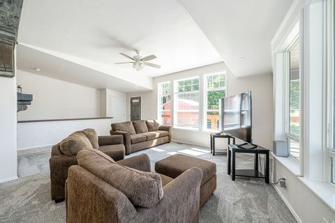 Tiny photo for 432 E 2700 N, North Ogden, UT 84414 (MLS # 2147043)