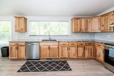 Tiny photo for 432 E 2700 N, North Ogden, UT 84414 (MLS # 2147043)