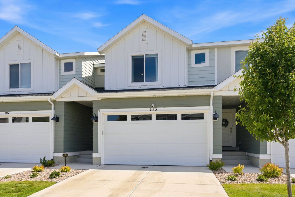 Photo of 1113 E JACK DR, Saratoga Springs, UT 84045 (MLS # 2166299)