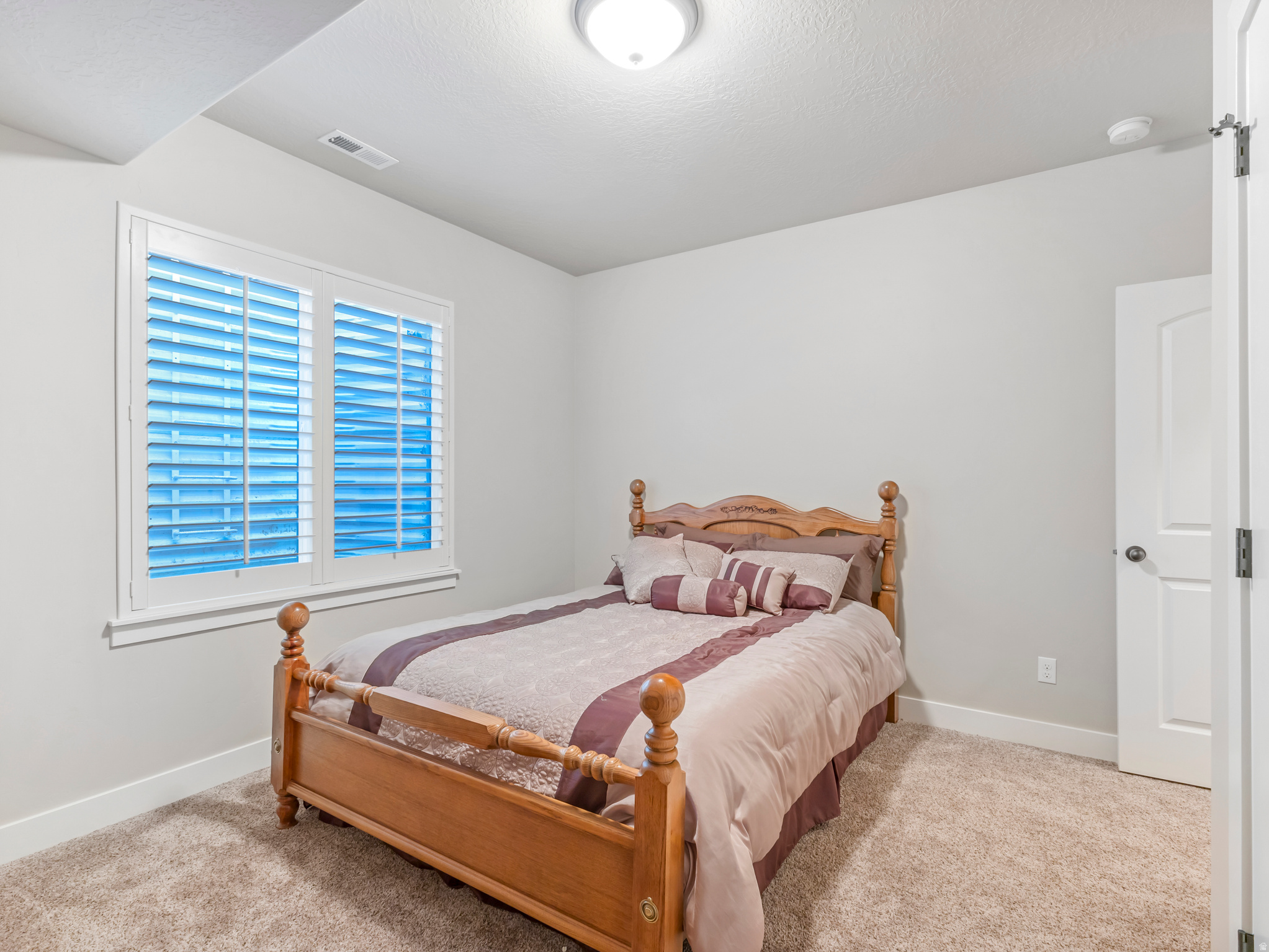 AUBURN COURT - Residential