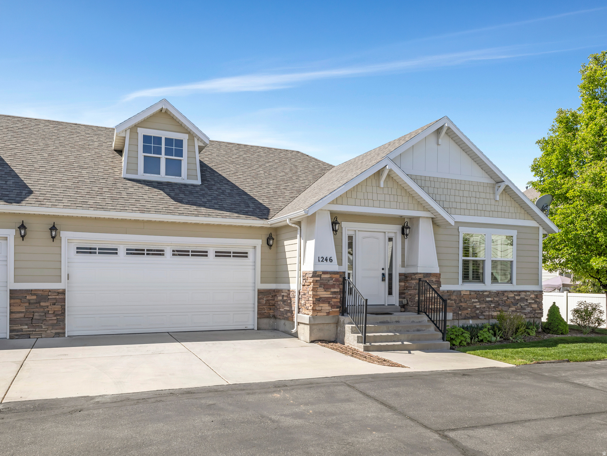 AUBURN COURT - Residential