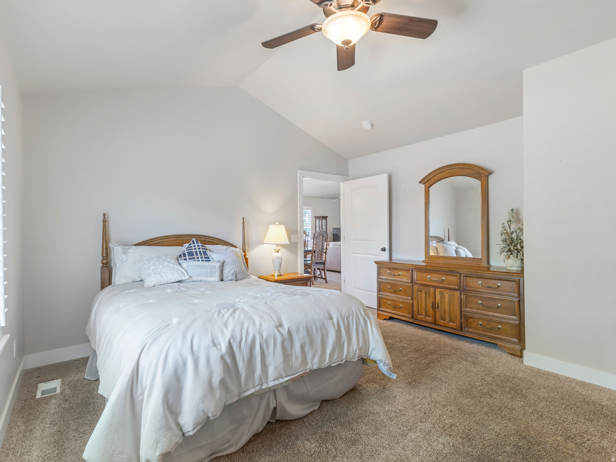 AUBURN COURT - Residential