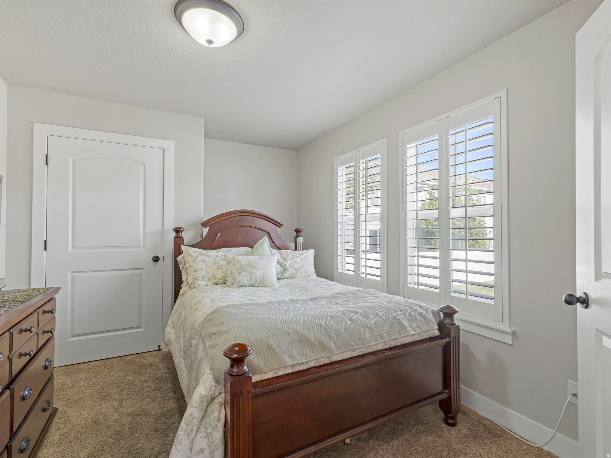 AUBURN COURT - Residential