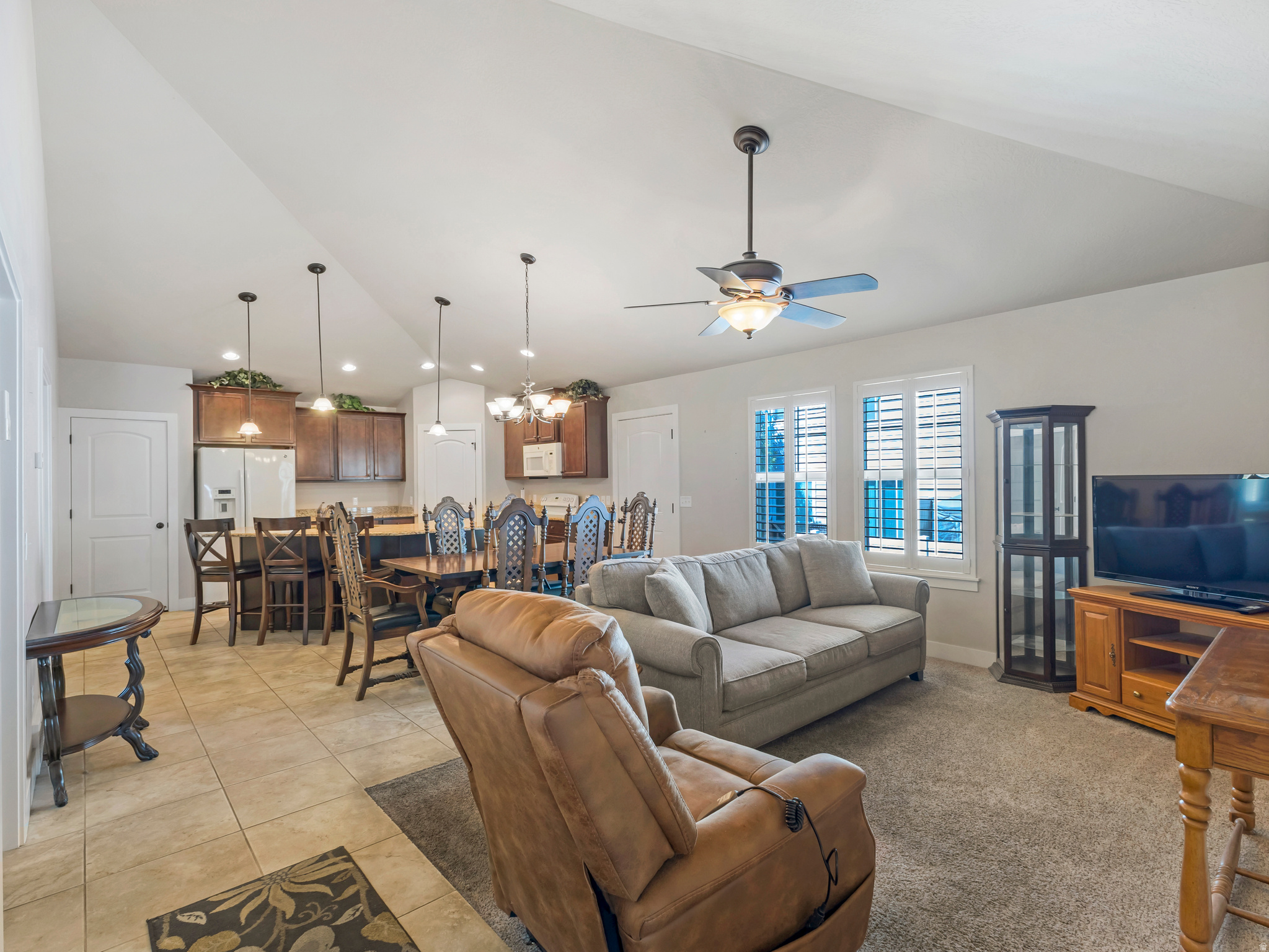 AUBURN COURT - Residential