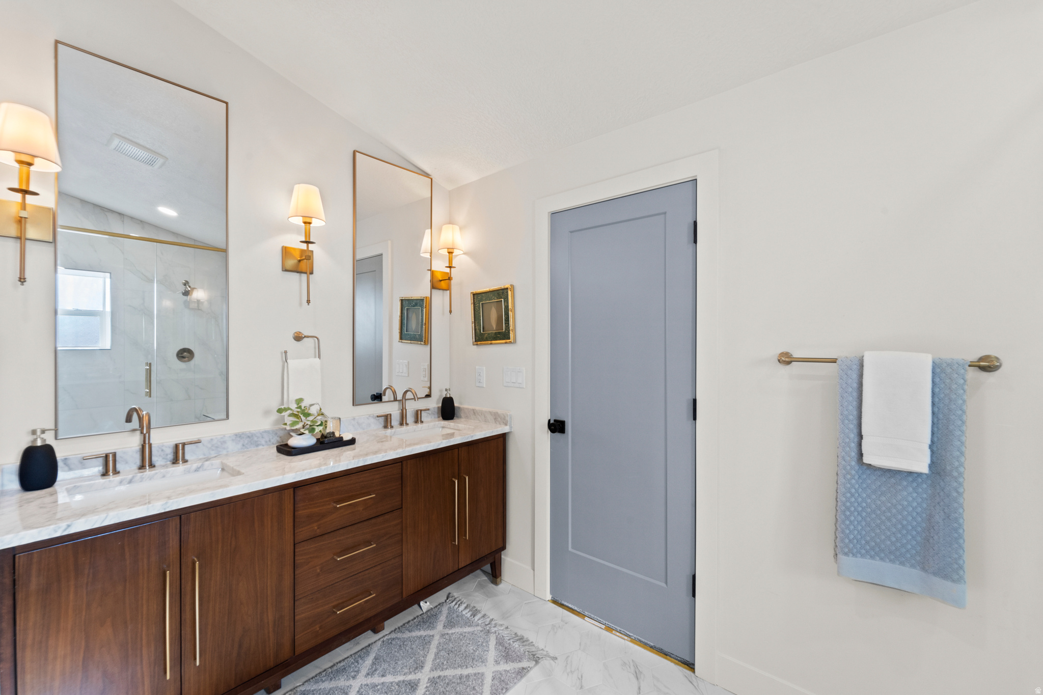 CREST VIEW MANOR - Residential