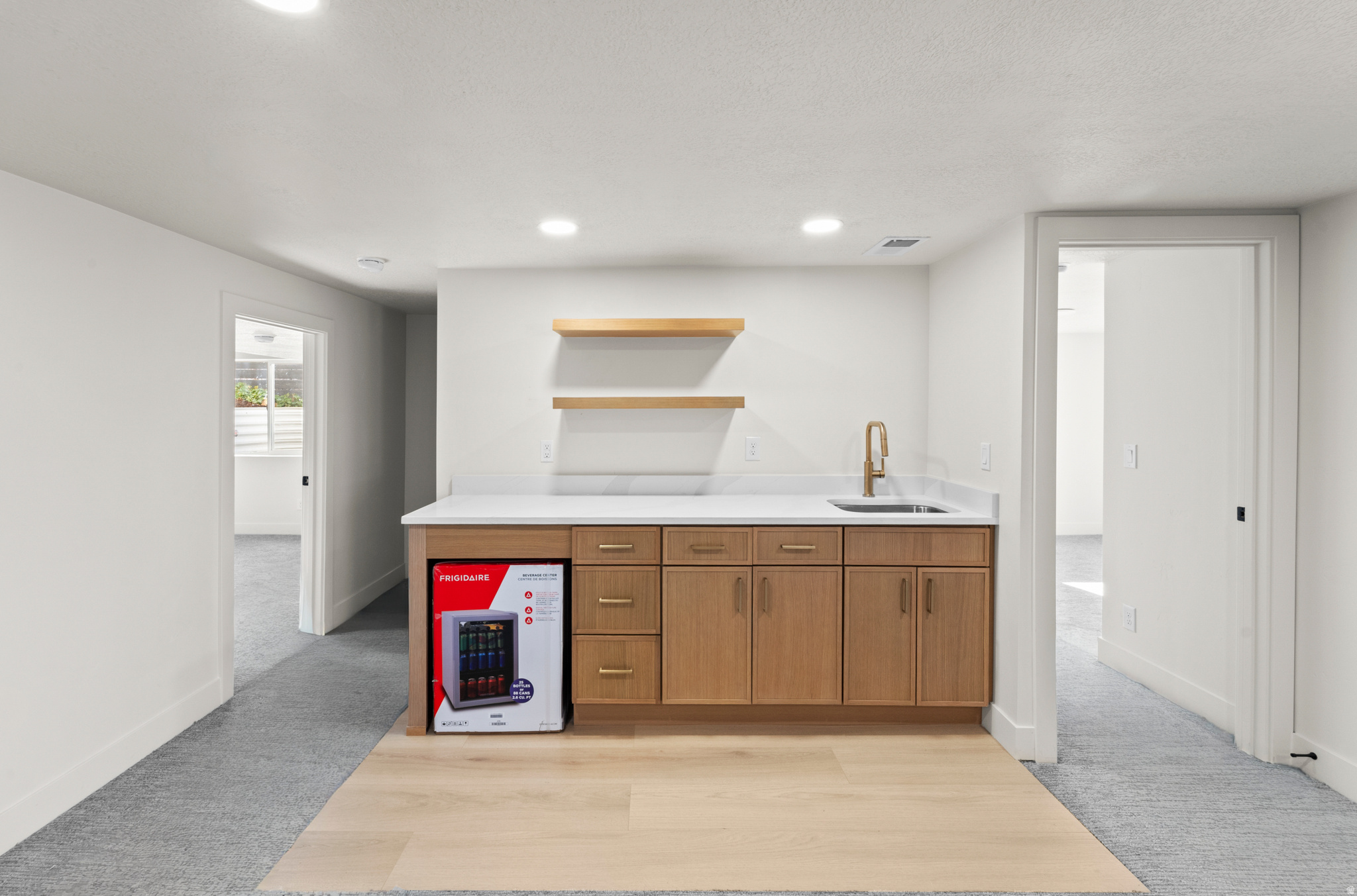 CREST VIEW MANOR - Residential