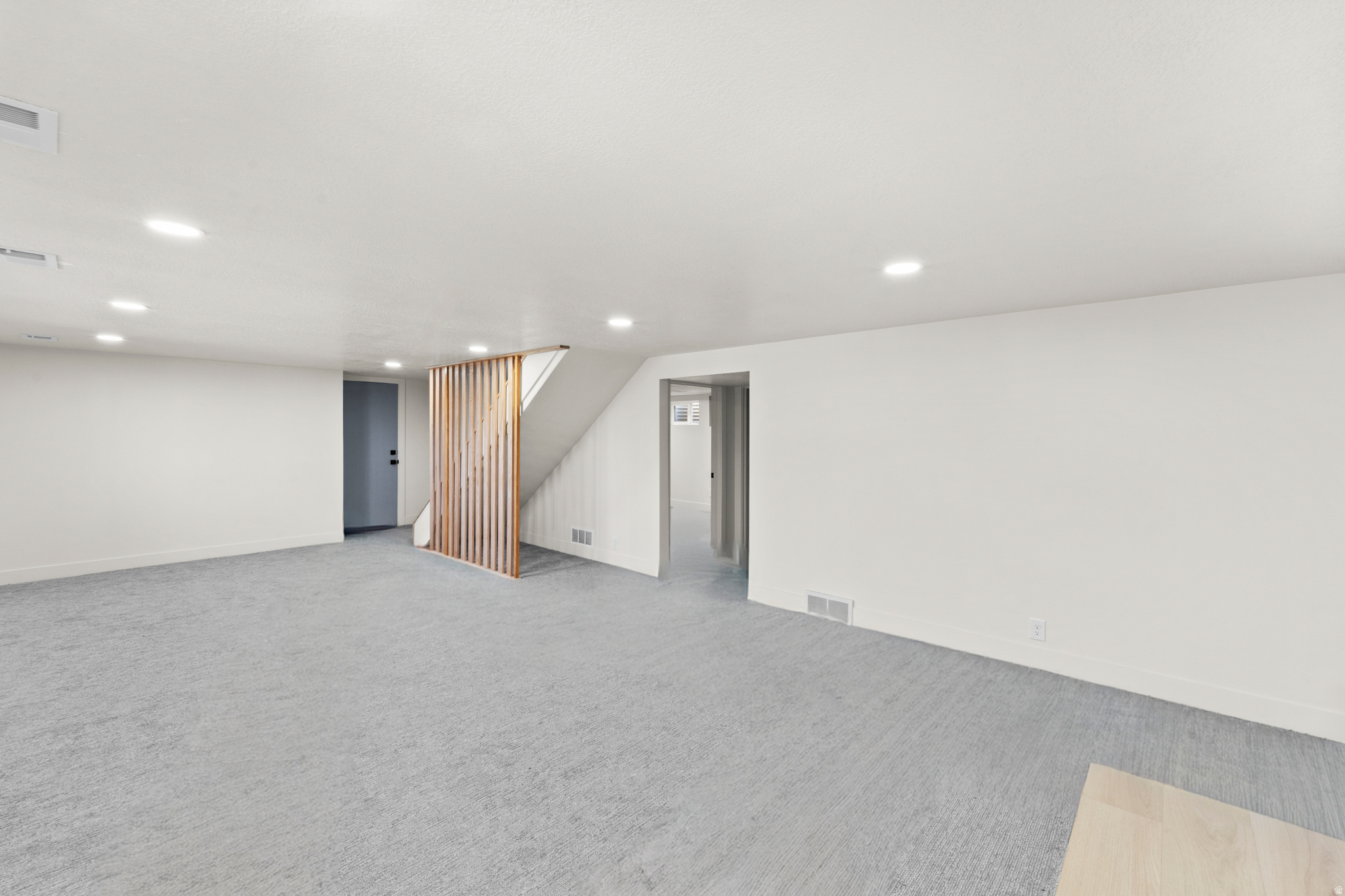 CREST VIEW MANOR - Residential