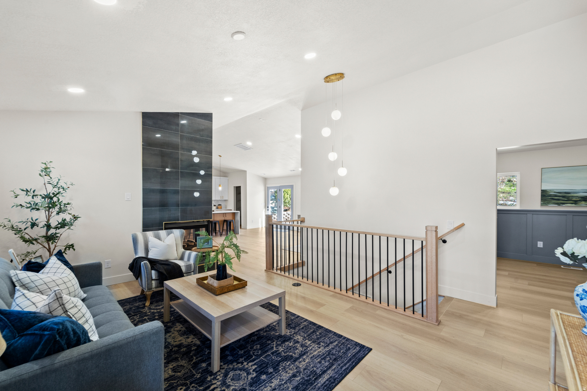 CREST VIEW MANOR - Residential