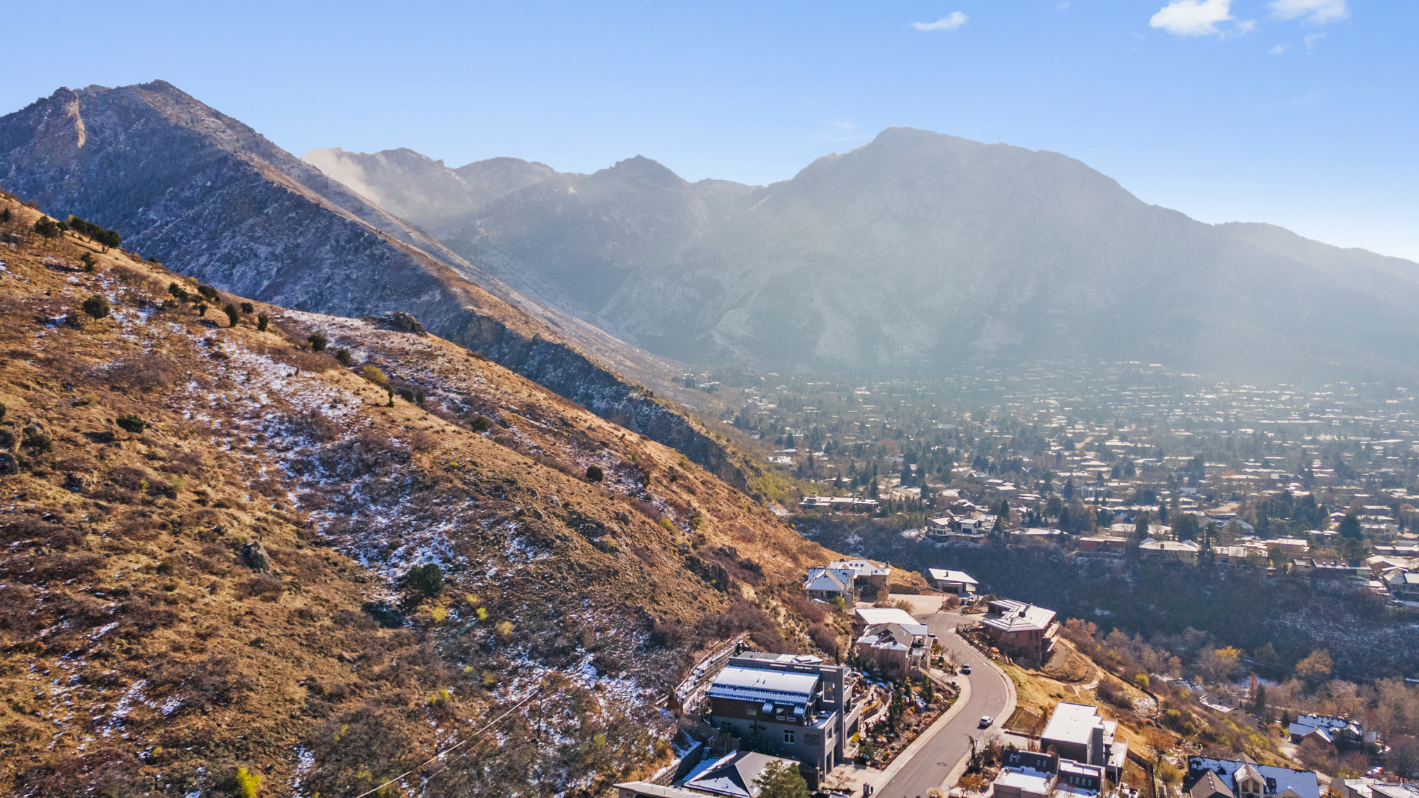 CREST VIEW MANOR - Residential