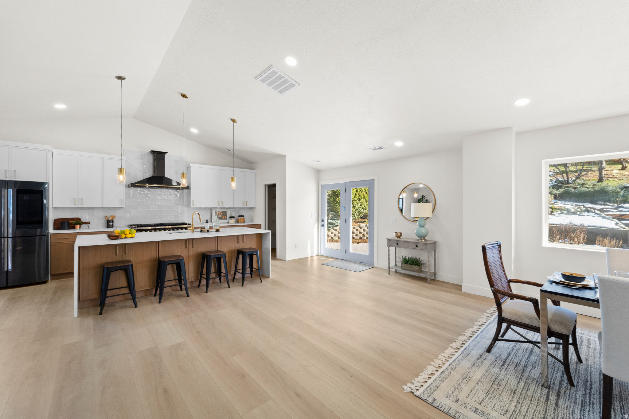 CREST VIEW MANOR - Residential