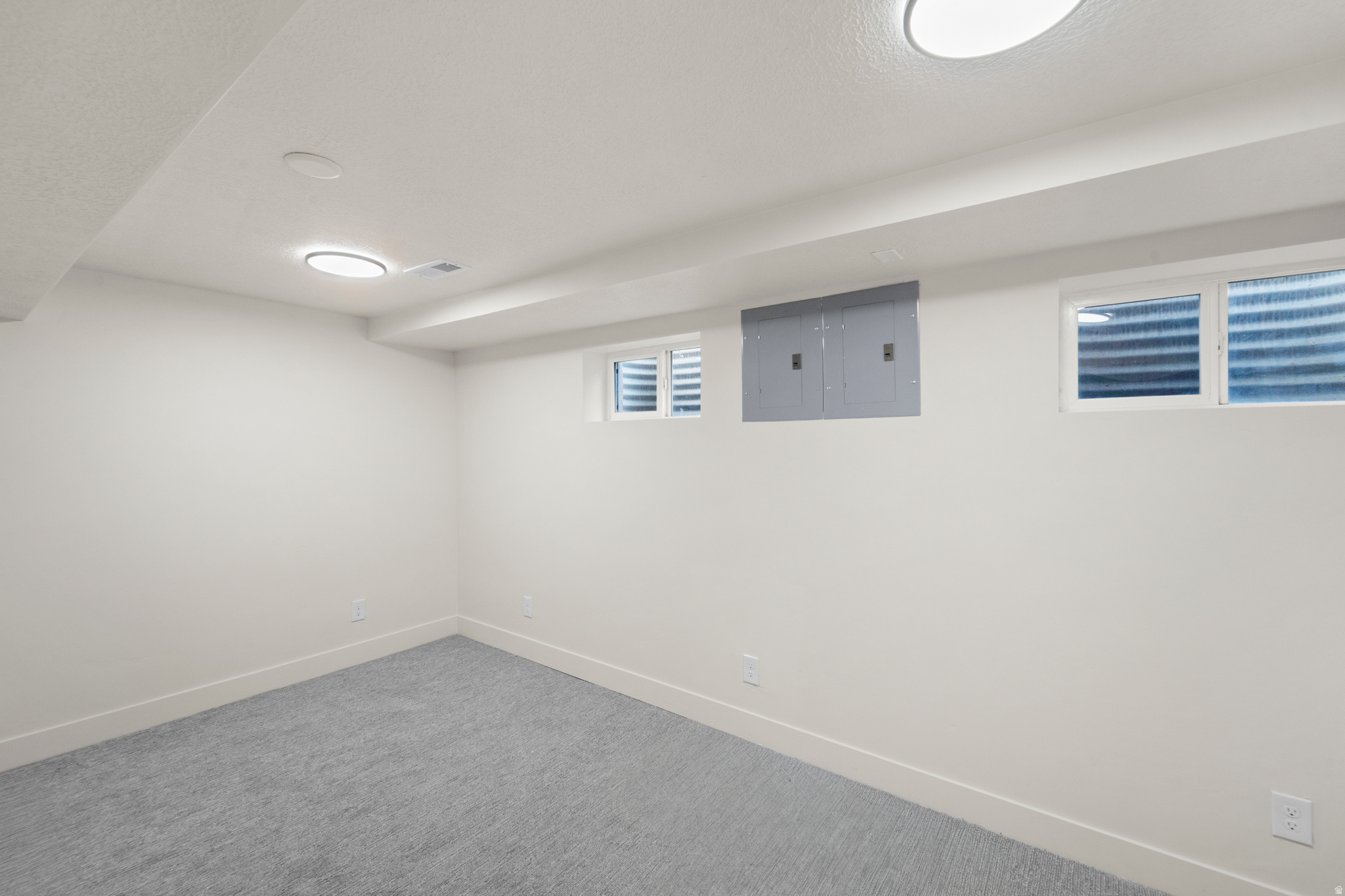 CREST VIEW MANOR - Residential