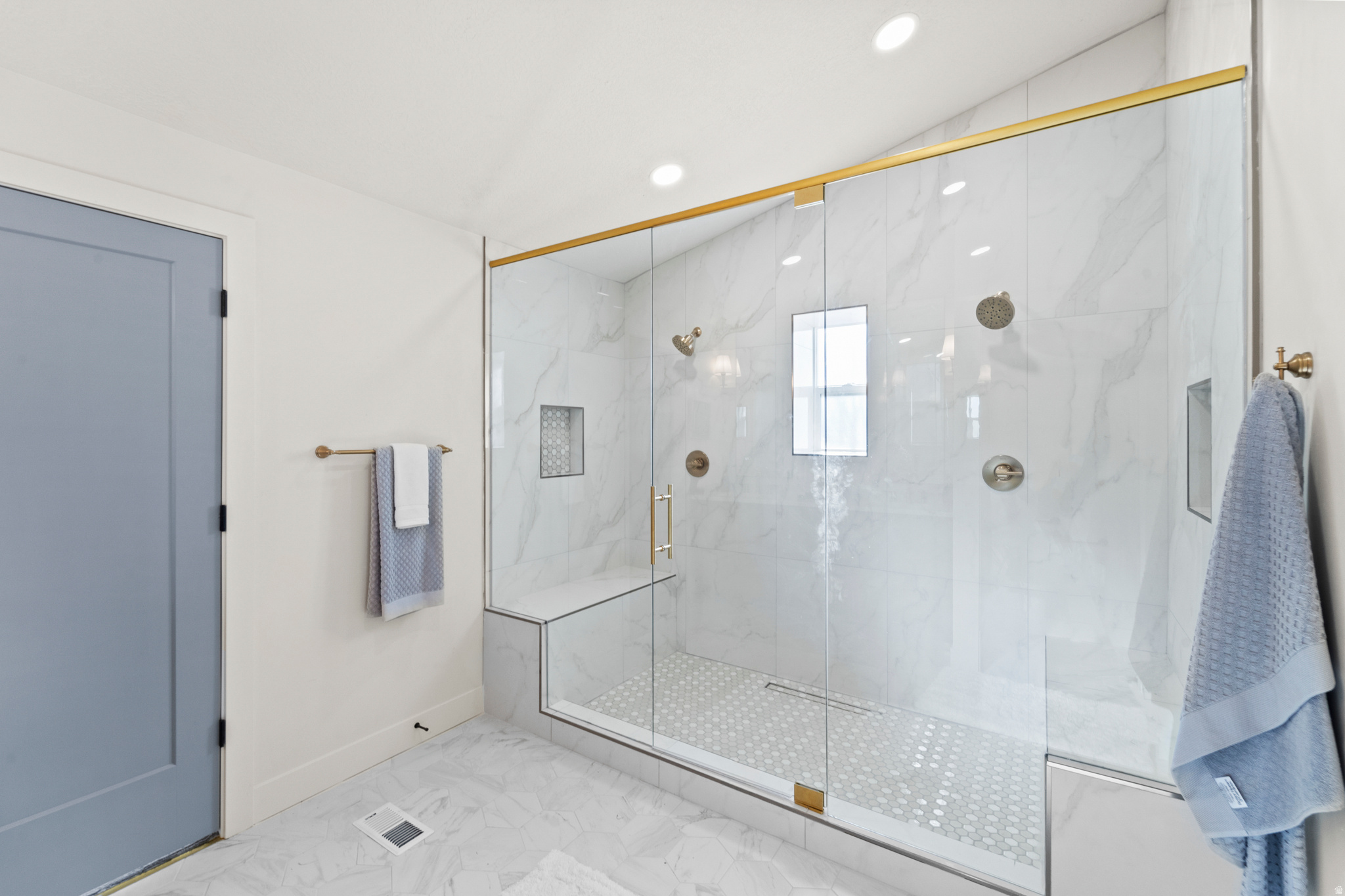 CREST VIEW MANOR - Residential