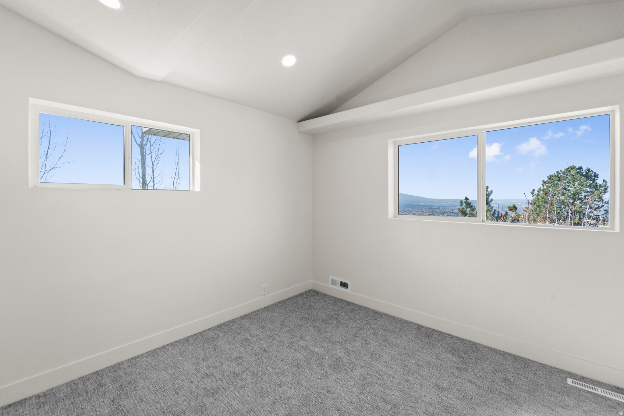 CREST VIEW MANOR - Residential