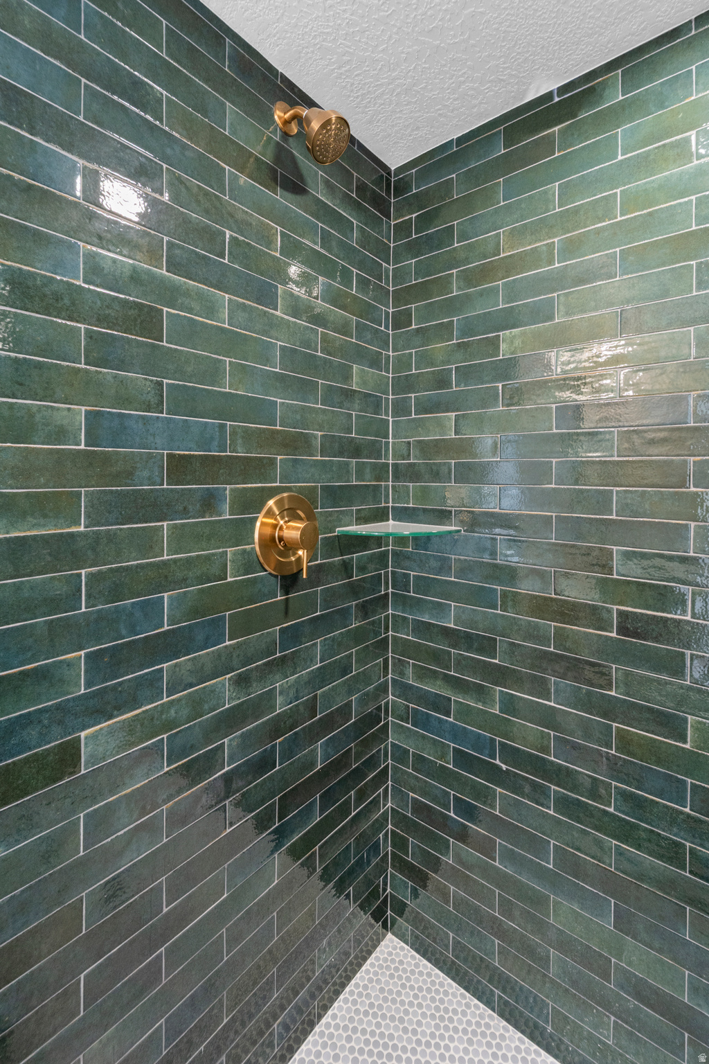 CREST VIEW MANOR - Residential