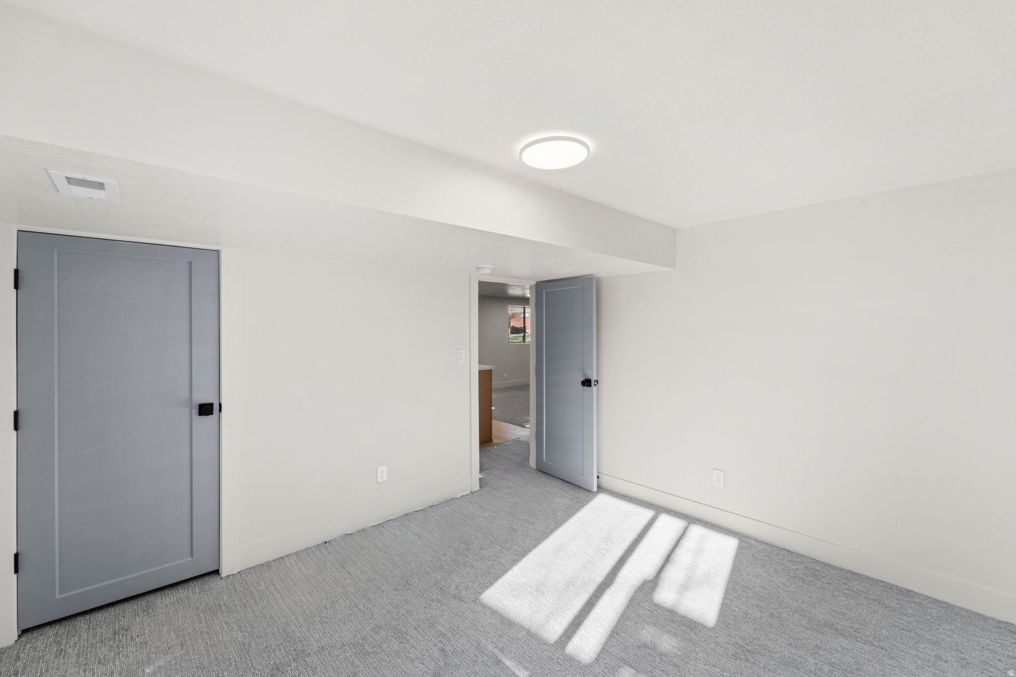 CREST VIEW MANOR - Residential