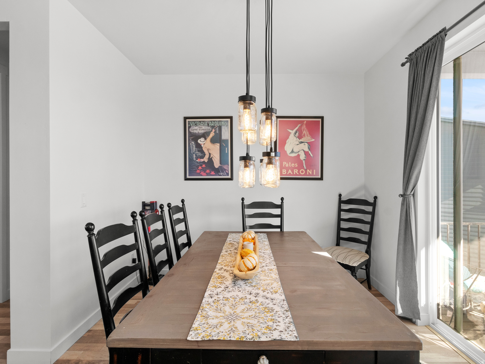 DAYBREAK VILLAGE 5 M - Residential