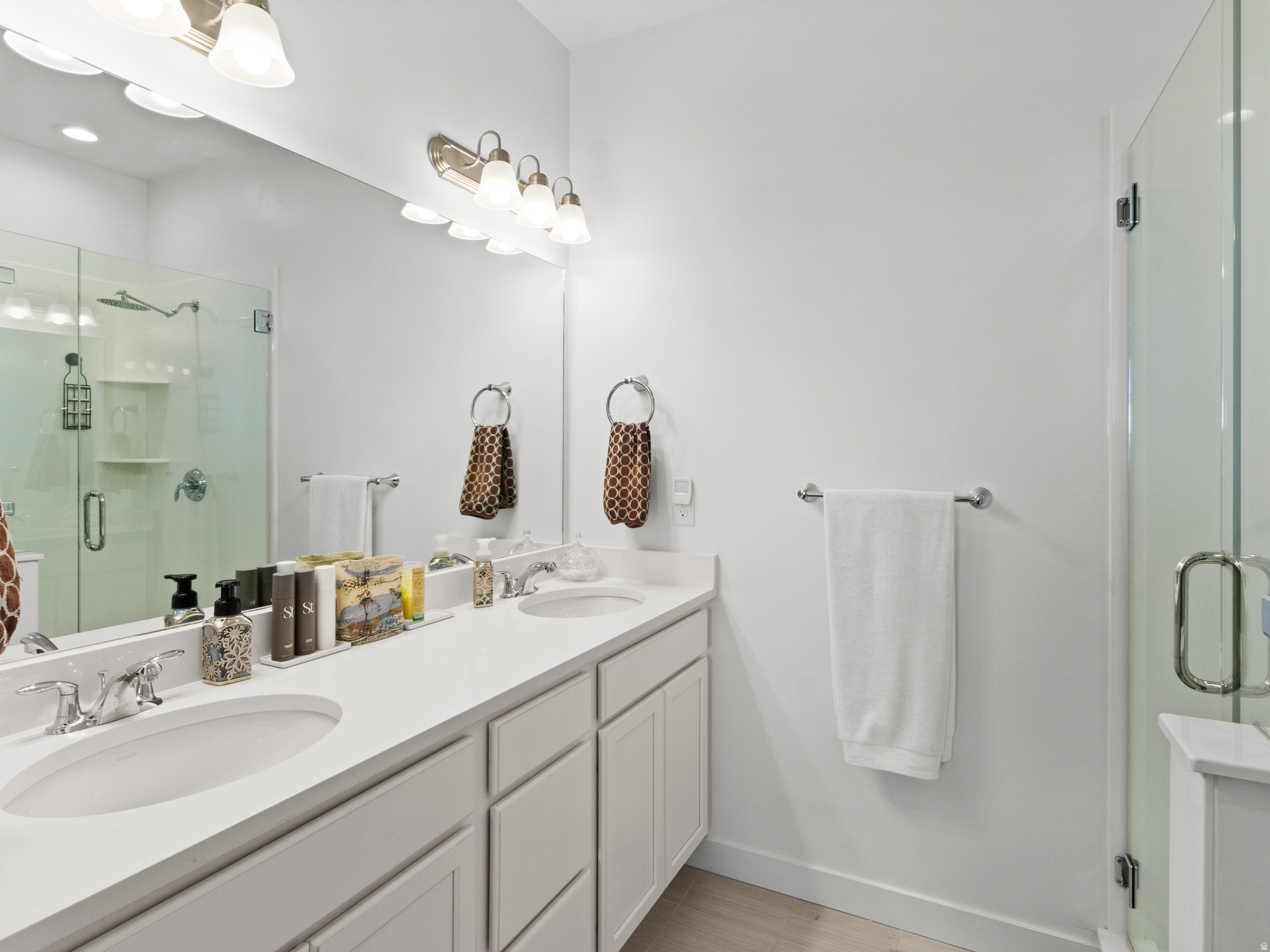 DAYBREAK VILLAGE 5 M - Residential