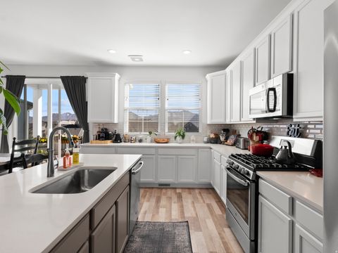 Tiny photo for 10781 S PORCINI DR, South Jordan, UT 84009 (MLS # 2135975)