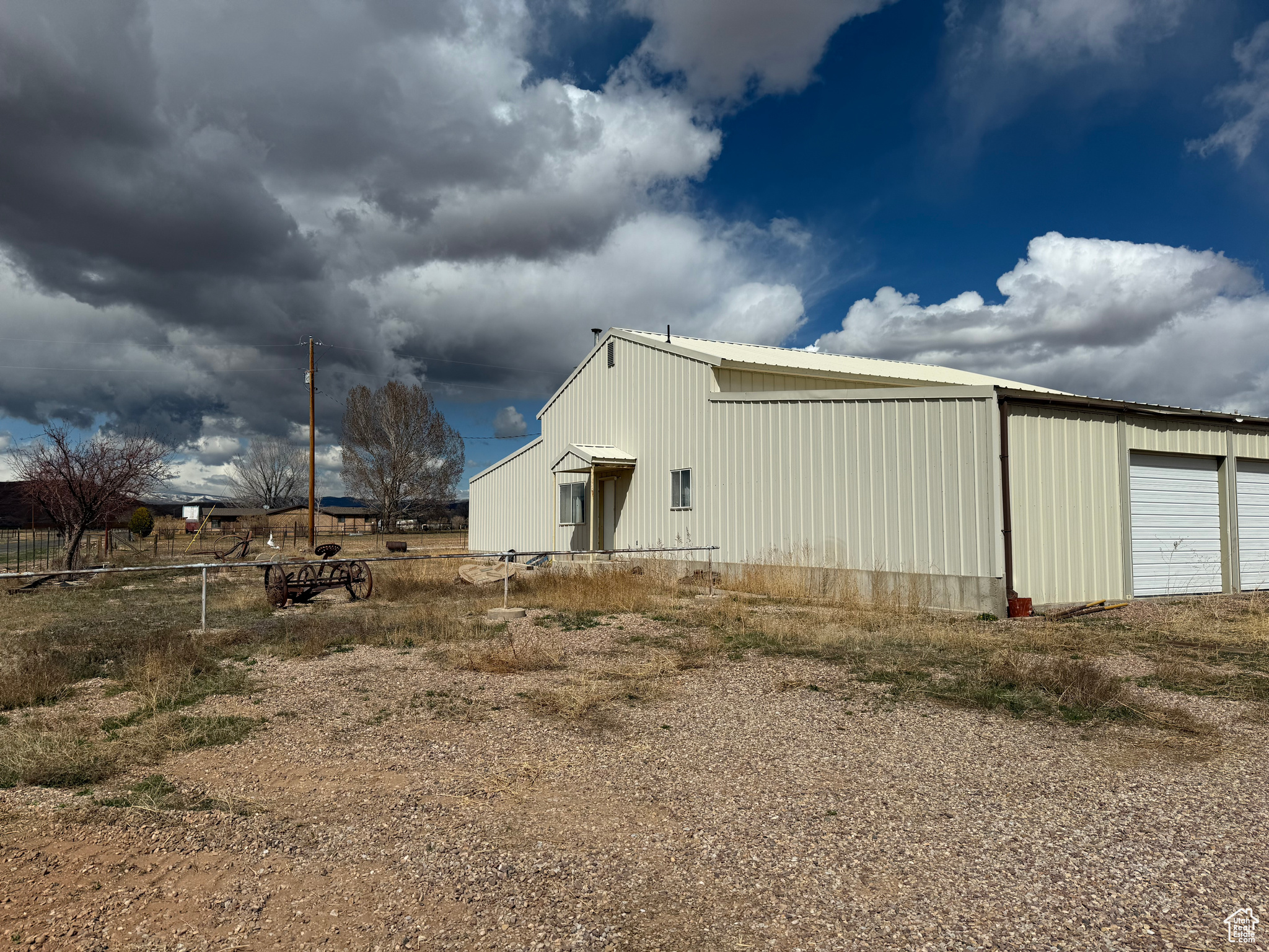 6051 N 11500, Lapoint, Utah image 9